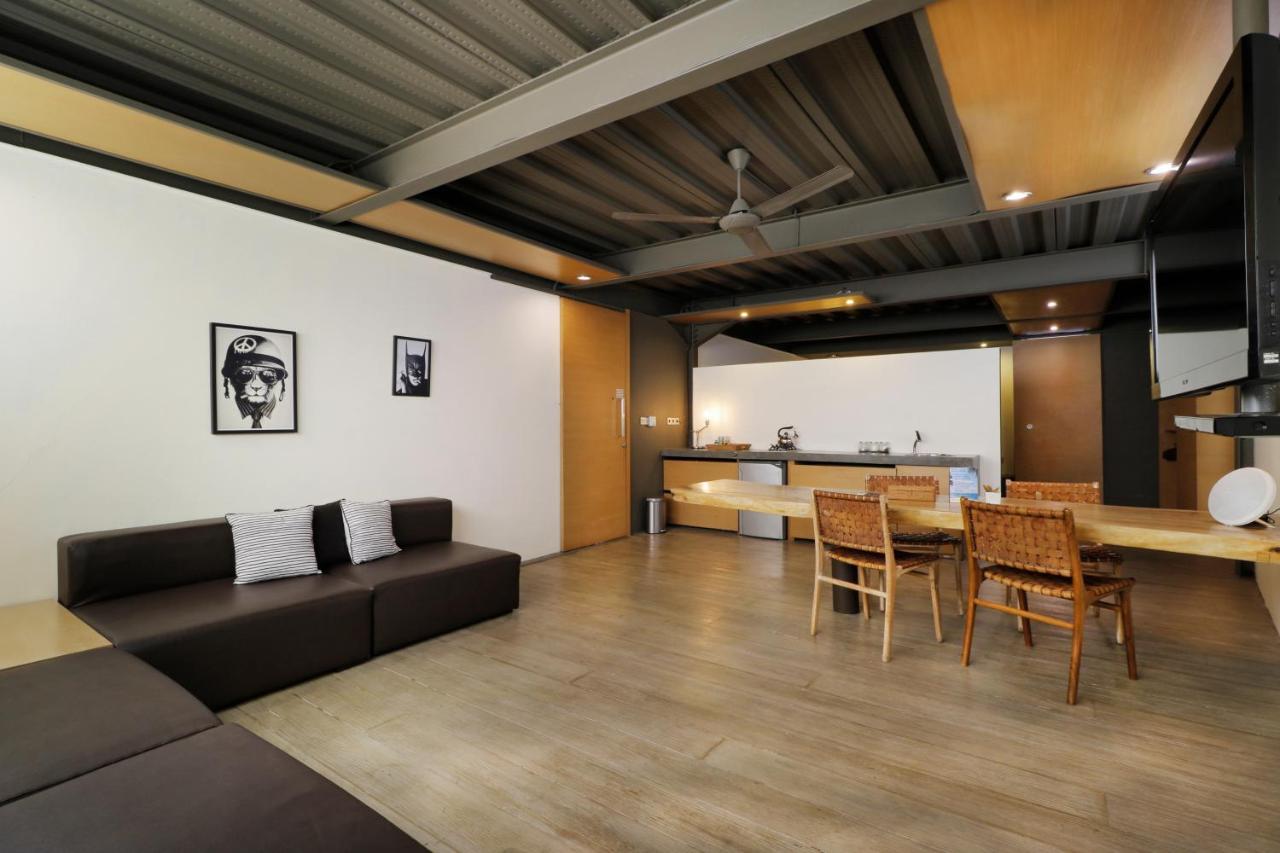 Clio Apartment Seminyak  Luaran gambar